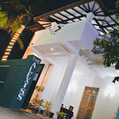 The Alexis'S Guest House Negombo Zewnętrze zdjęcie