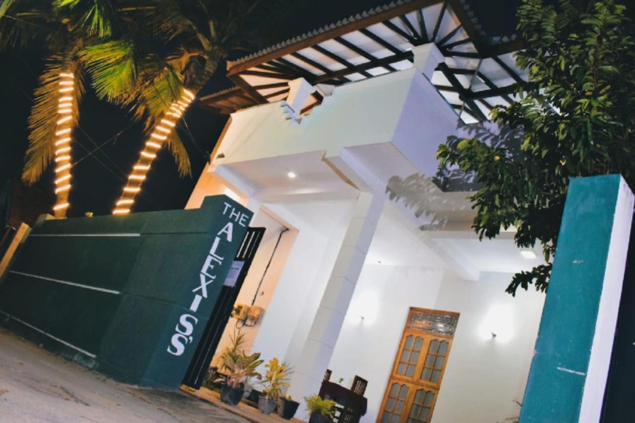The Alexis'S Guest House Negombo Zewnętrze zdjęcie