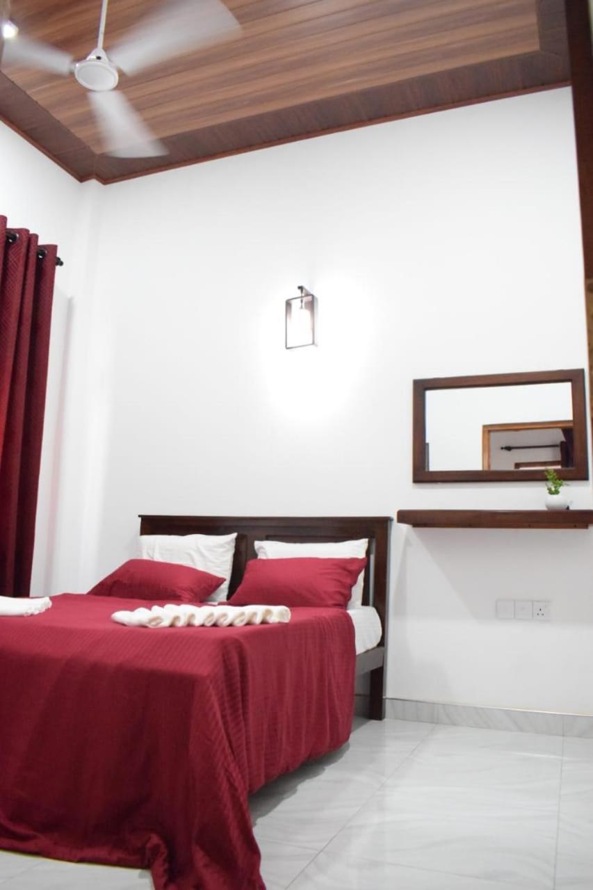 The Alexis'S Guest House Negombo Zewnętrze zdjęcie