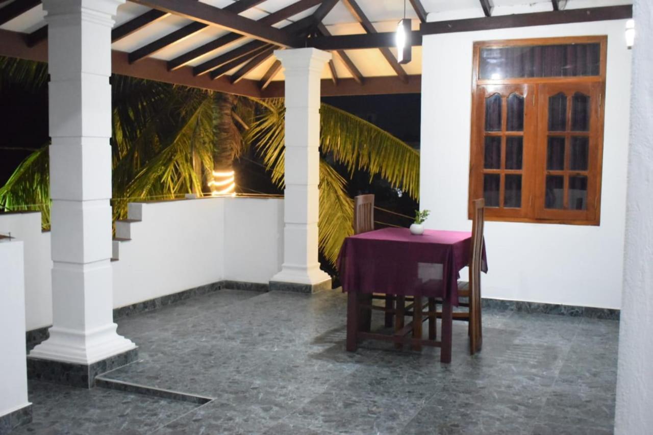 The Alexis'S Guest House Negombo Zewnętrze zdjęcie