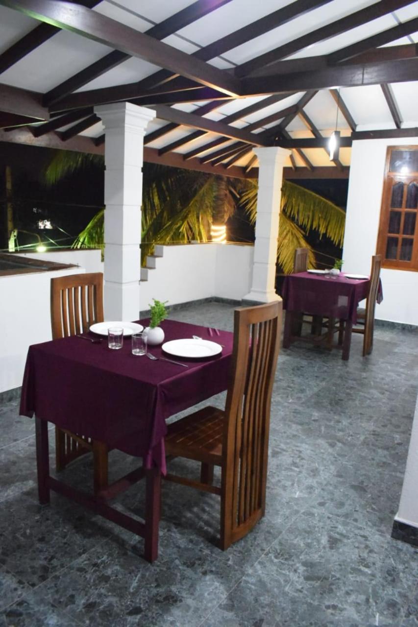 The Alexis'S Guest House Negombo Zewnętrze zdjęcie
